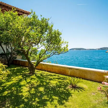 7-bedroom Si With Private Sea Access Villa *